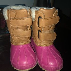 Girls snow boots